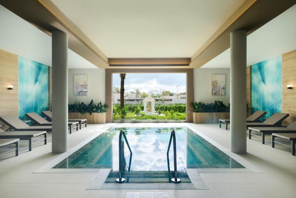 Riu Palace Phuket 5*