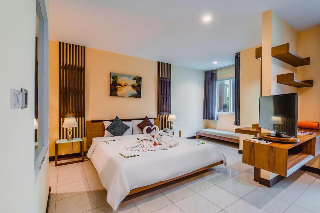 Elite Suite Patong (Ex.bauman Residence) 4*