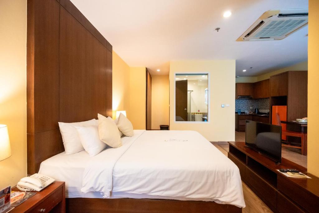 Elite Suite Patong (Ex.bauman Residence) 4*