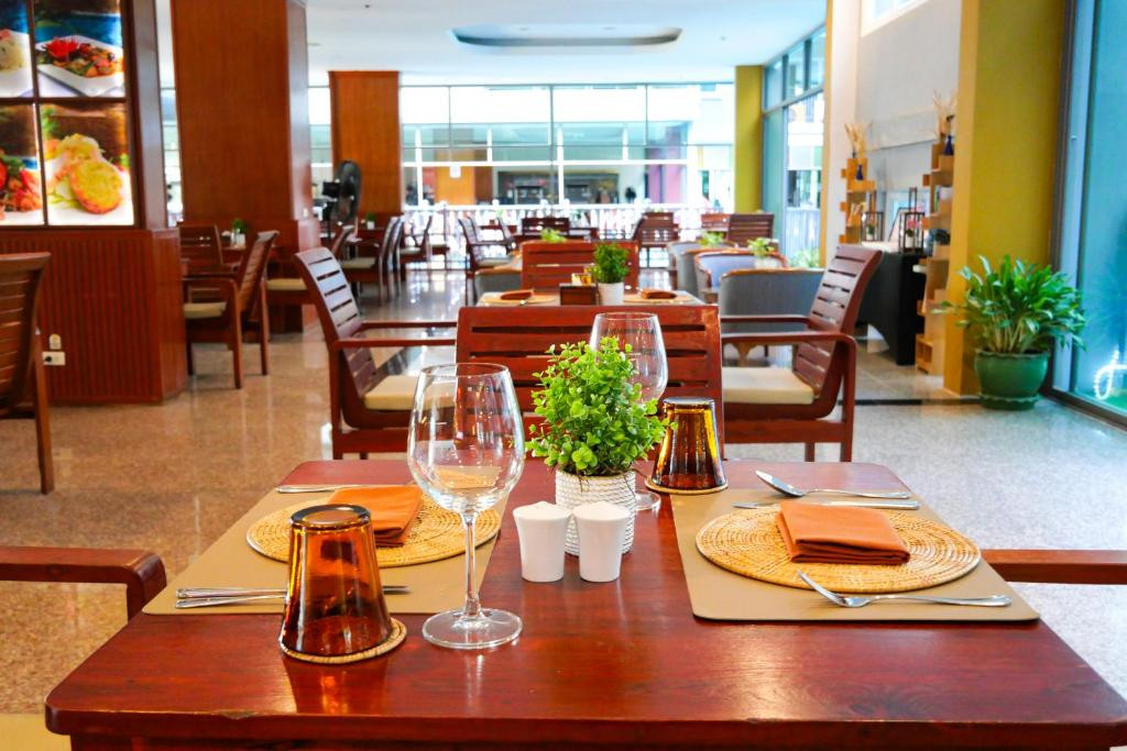 Elite Suite Patong (Ex.bauman Residence) 4*