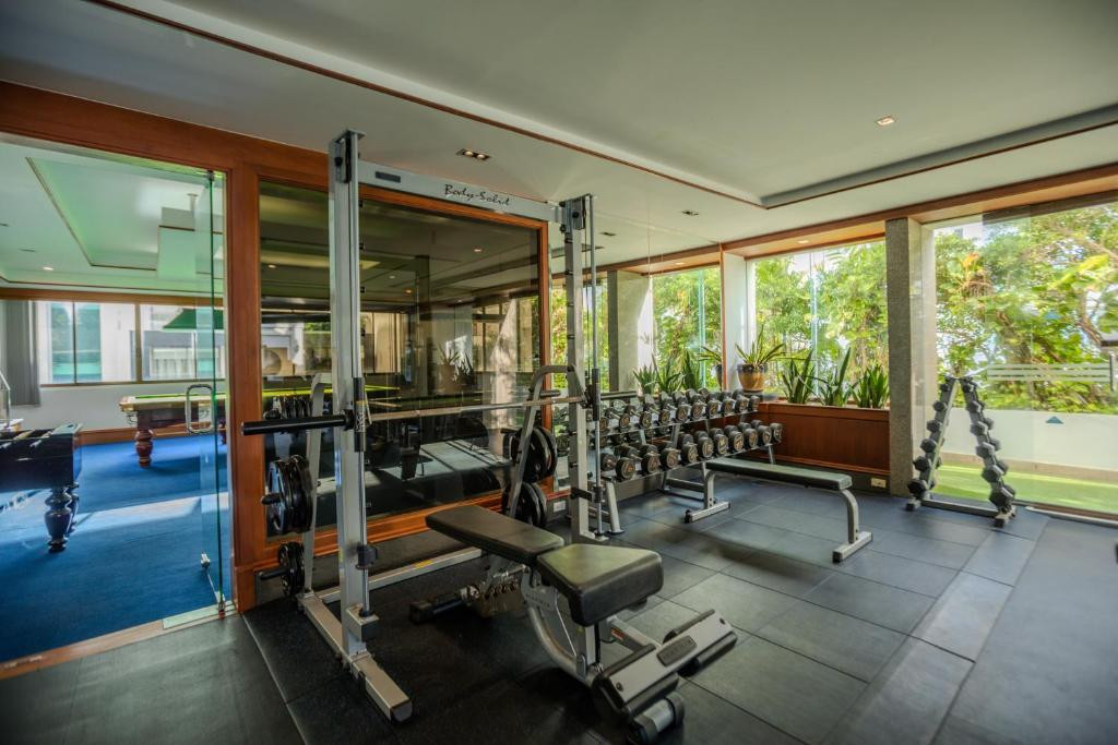 Andaman Beach Suites 4*