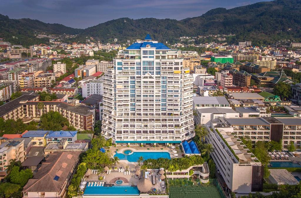 Andaman Beach Suites 4*