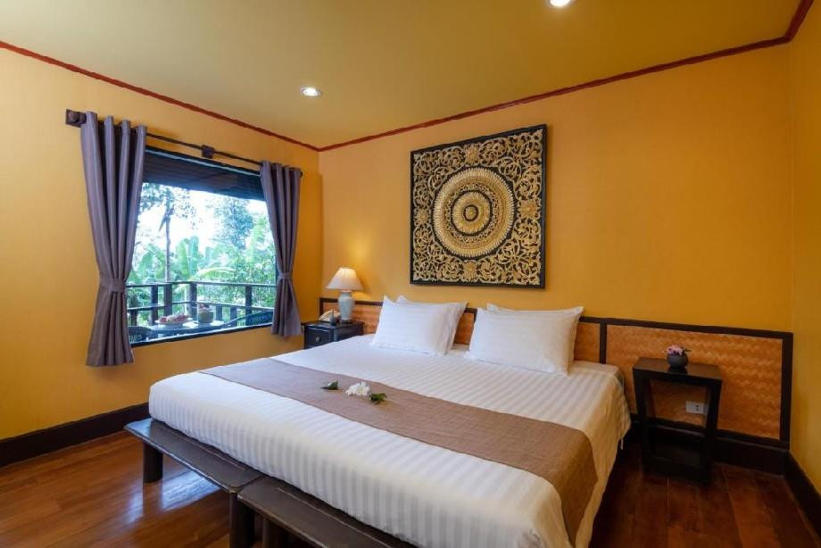 Baan Krating Phuket Resort 3*