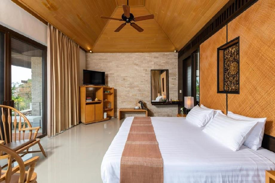 Baan Krating Phuket Resort 3*