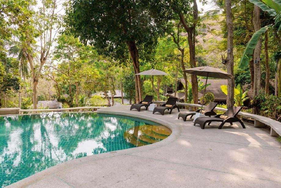 Baan Krating Phuket Resort 3*