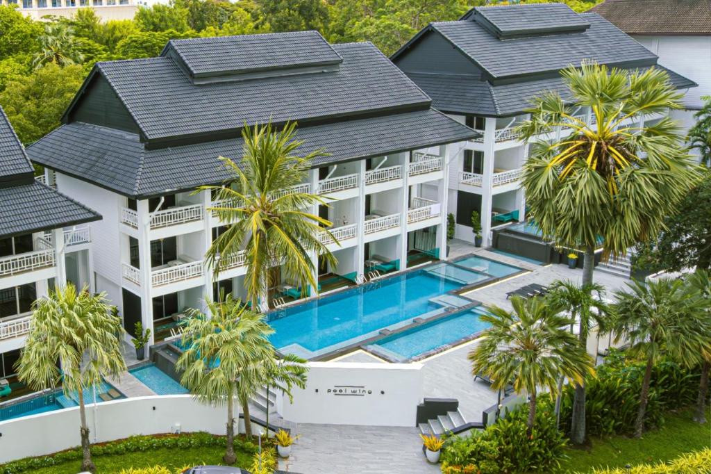 Pullman Pattaya Hotel G (Ex. Pullman Pattaya Aisawan)  5*