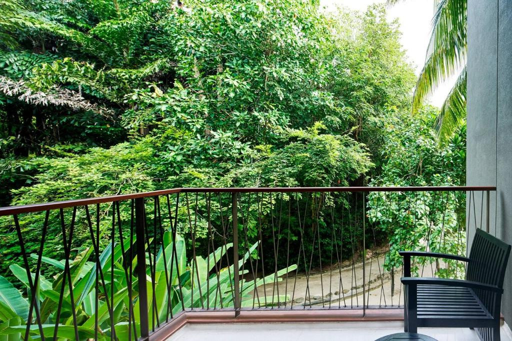 Renaissance Phuket Resort & Spa 5*