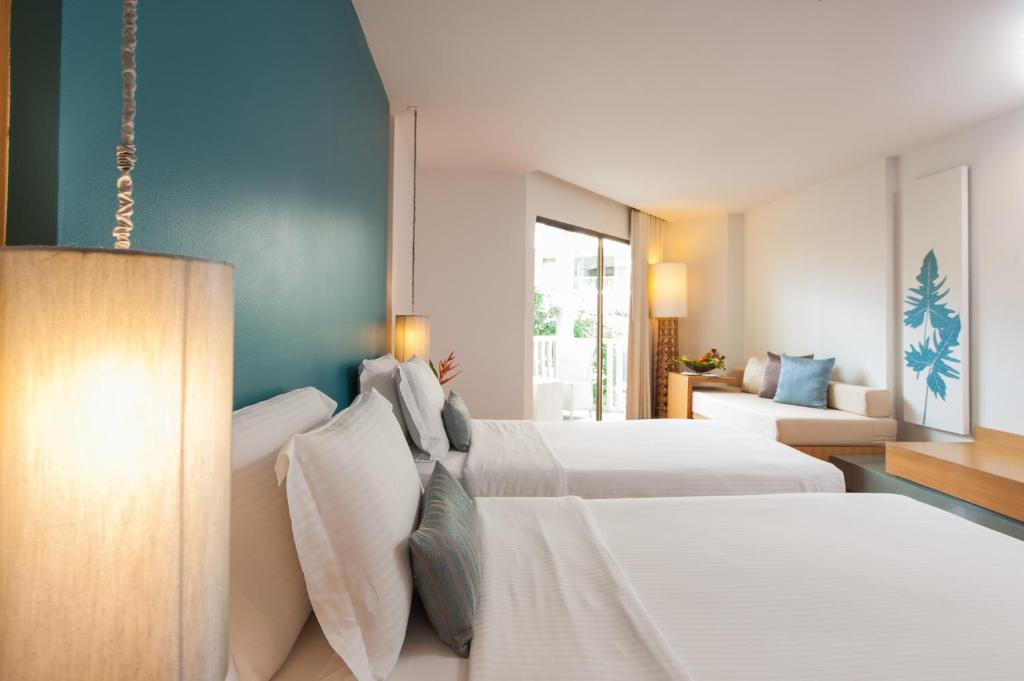 Ramada By Wyndham Phuket Southsea 4*
