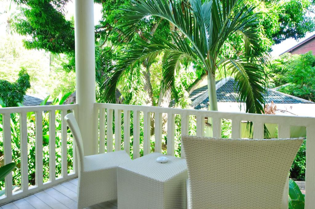 Ramada By Wyndham Phuket Southsea 4*
