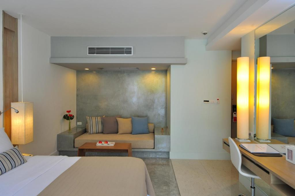 Ramada By Wyndham Phuket Southsea 4*