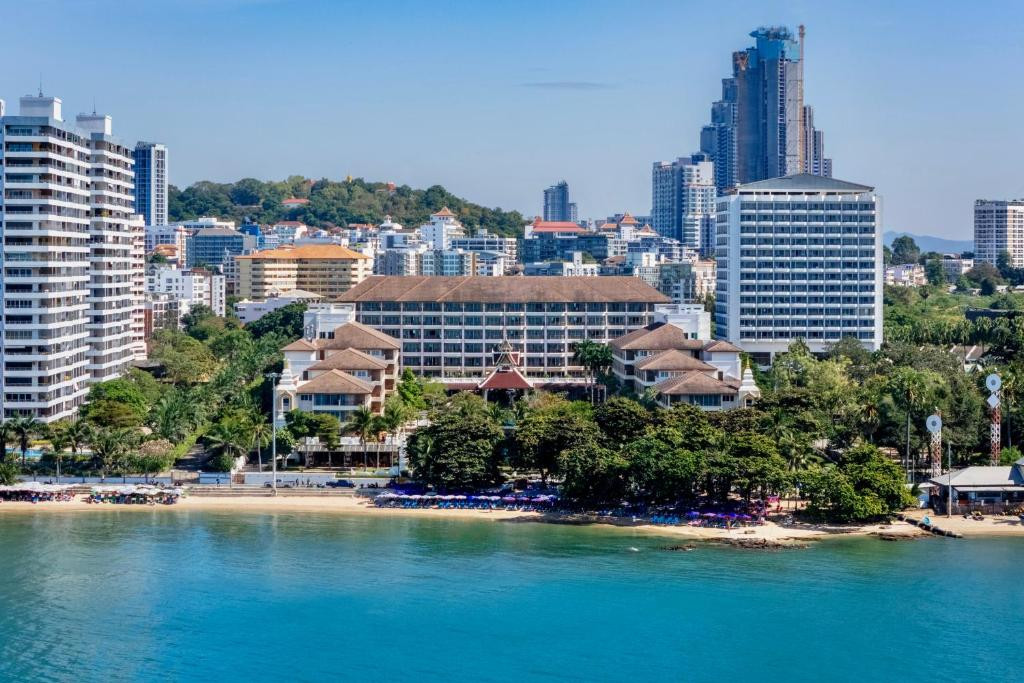 The Heritage Pattaya Beach Resort 4*