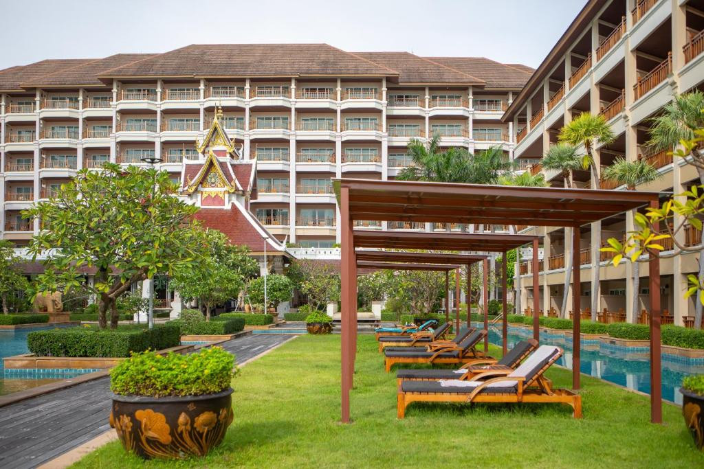 The Heritage Pattaya Beach Resort 4*