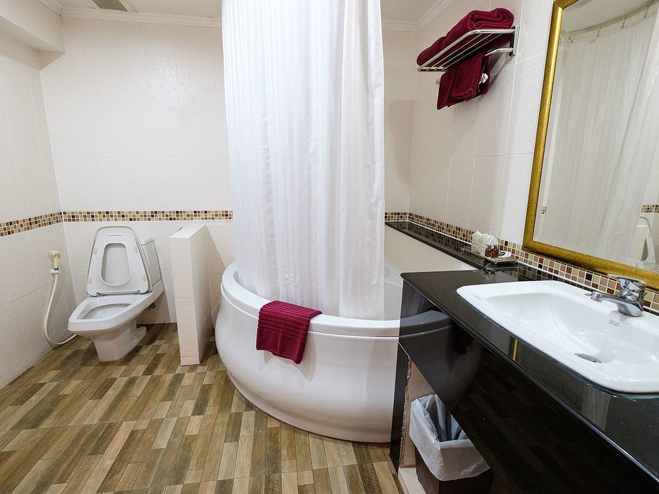 Aiyaree Place Hotel 3*