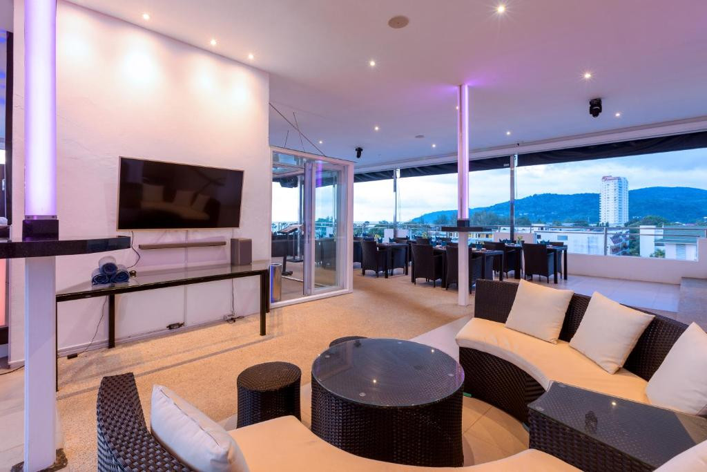 Grand Sunset Hotel 4*