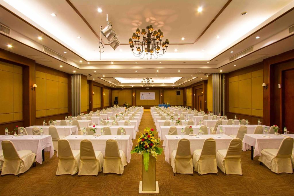 Palm Galleria Resort (Ex. Best Western Palm Galleria Resort) 4*