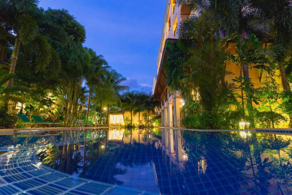 Thanthip Beach Resort 3*