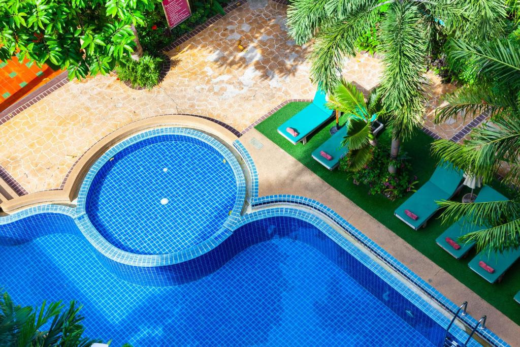 Thanthip Beach Resort 3*