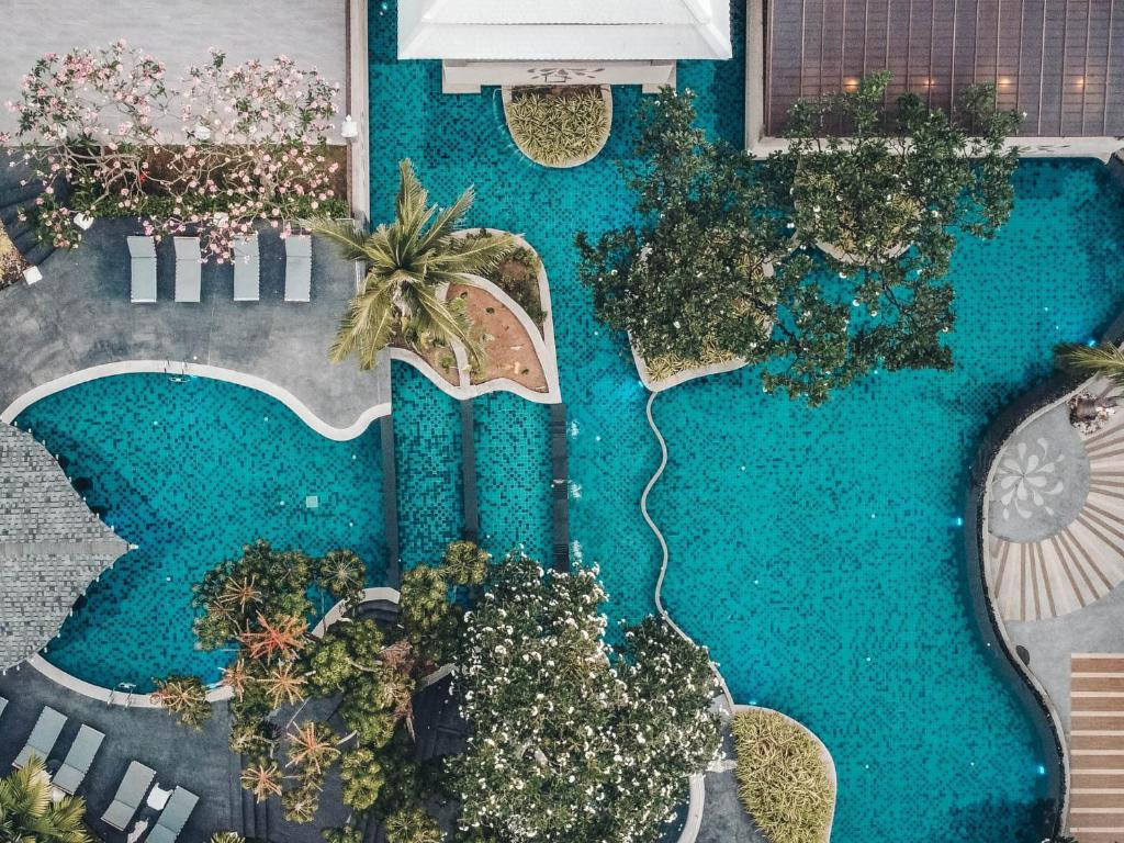 Andaman Cannacia Resort & Spa 4*