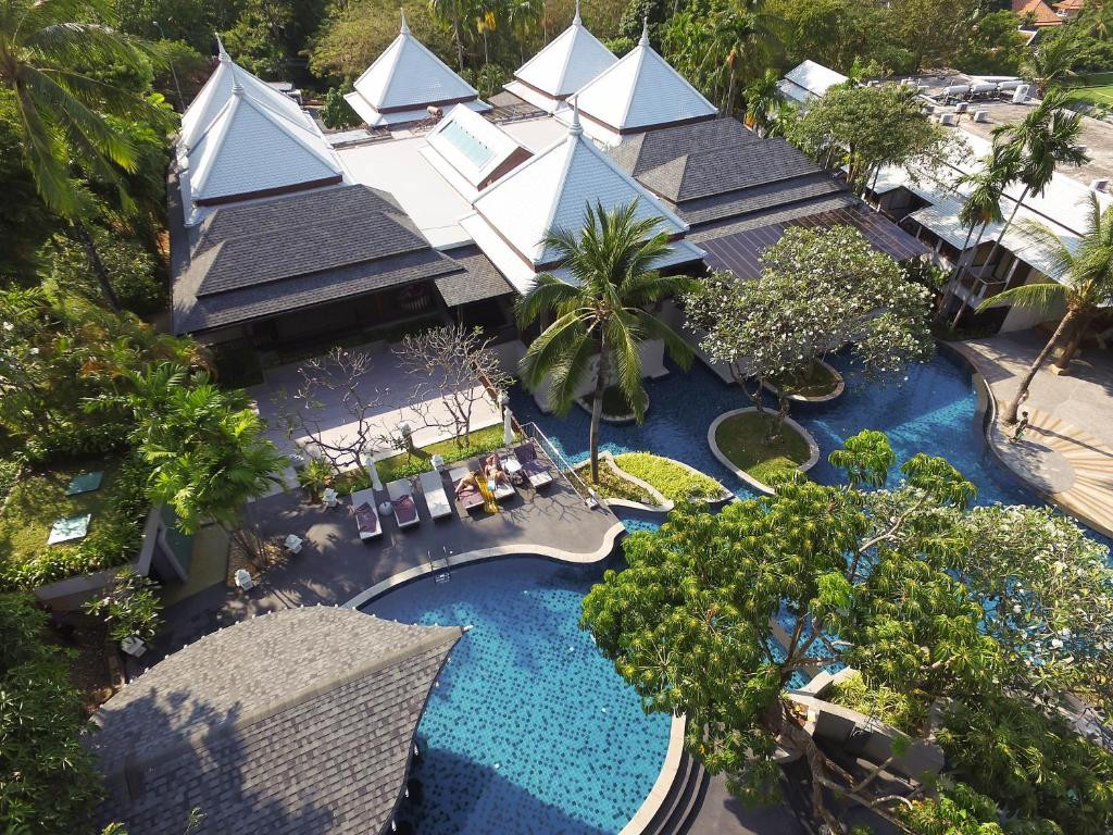 Andaman Cannacia Resort & Spa 4*