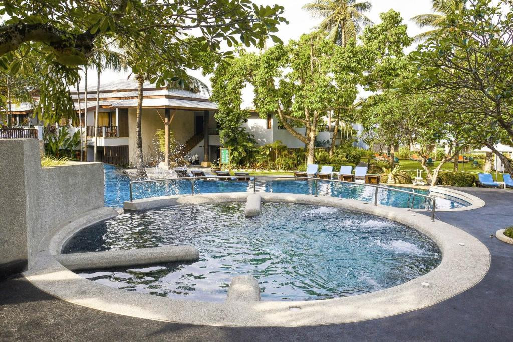 Andaman Cannacia Resort & Spa 4*