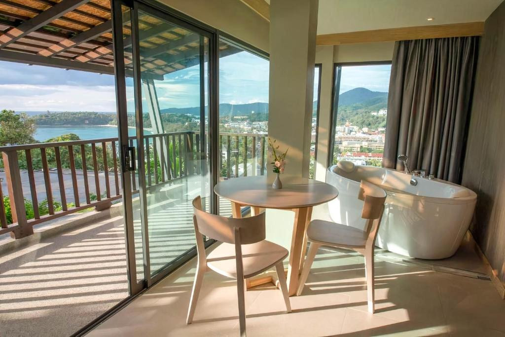 Andaman Cannacia Resort & Spa 4*