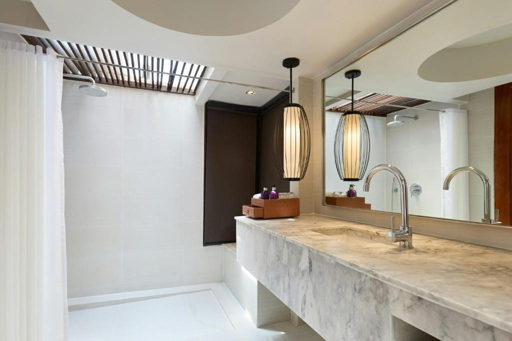 Centara Villas Phuket 4*