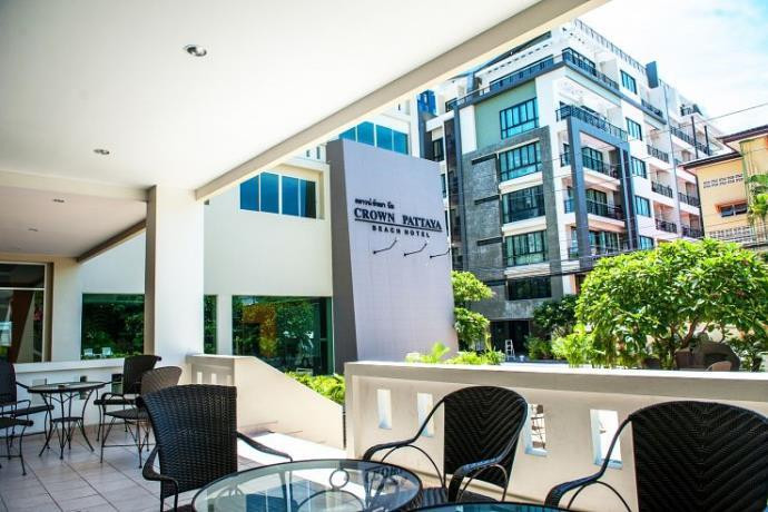 Crown Pattaya Beach Hotel 3*