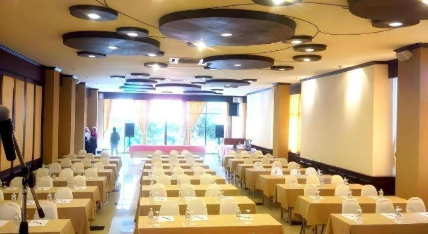 Phuphaya Resort 3*