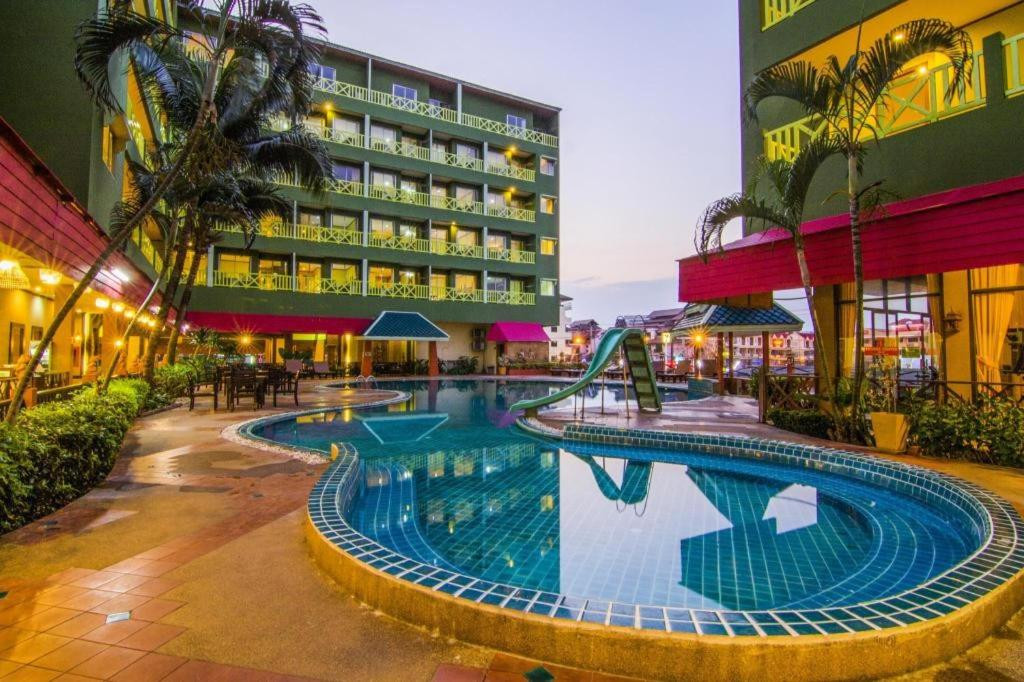 Phuphaya Resort 3*