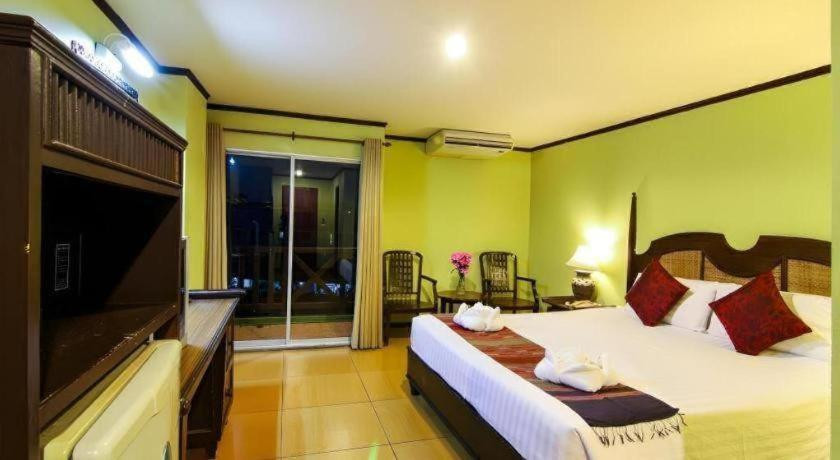 Phuphaya Resort 3*