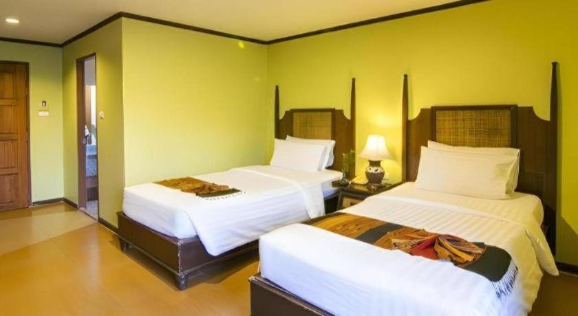 Phuphaya Resort 3*