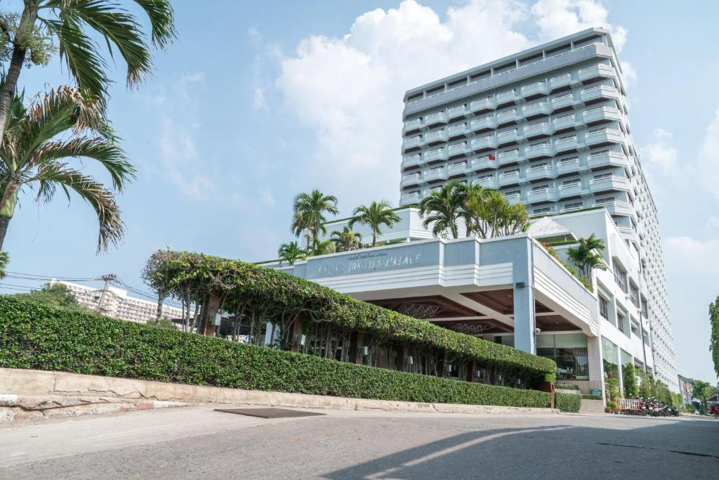 Grand Jomtien Palace 3*