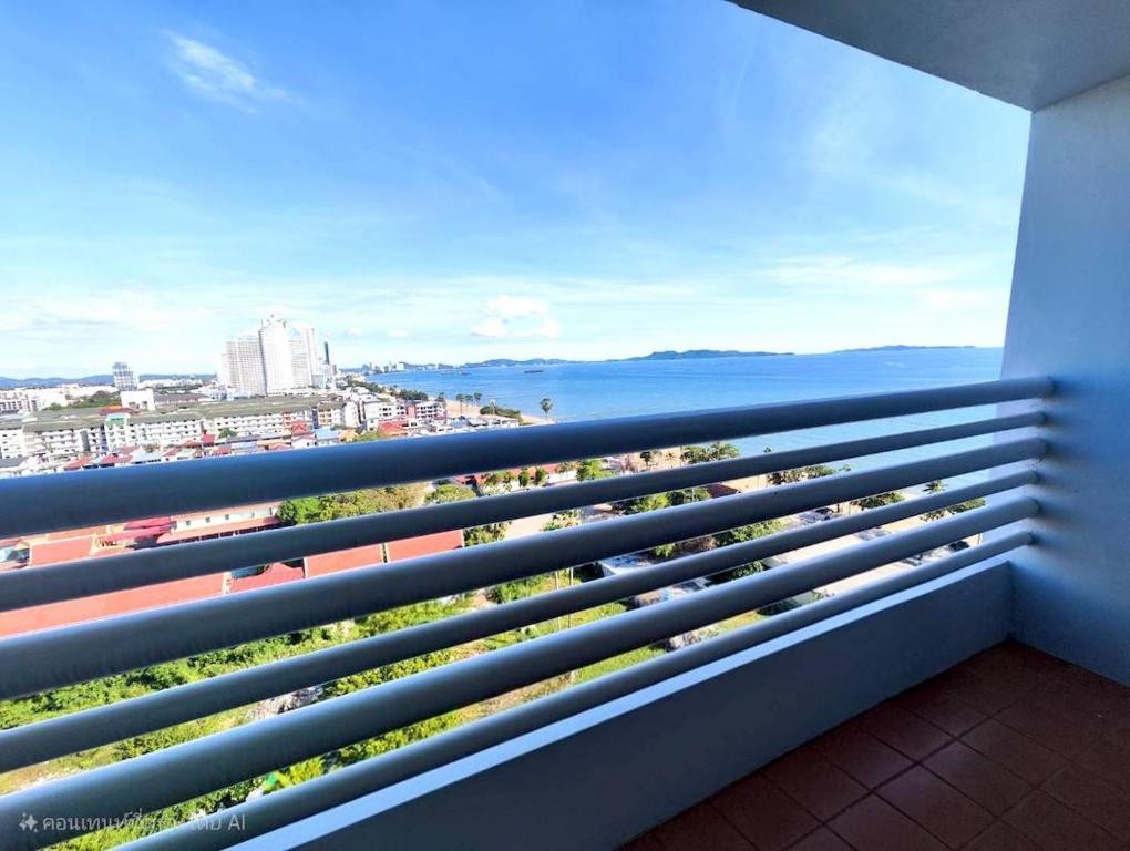 Grand Jomtien Palace 3*