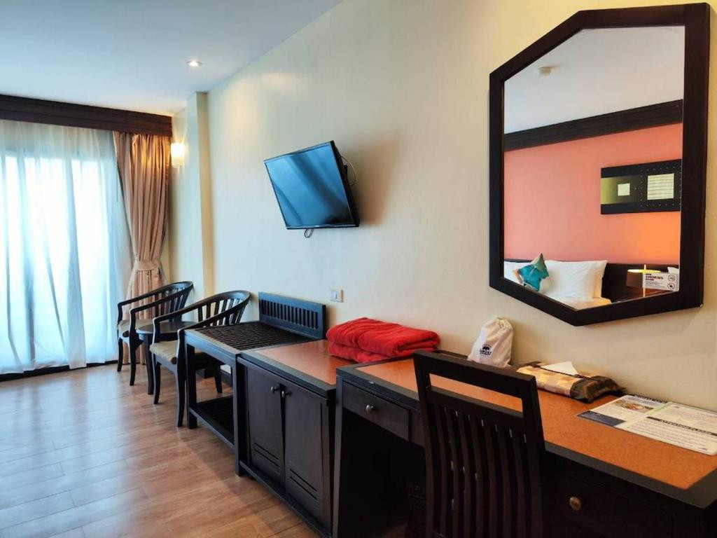 Grand Jomtien Palace 3*