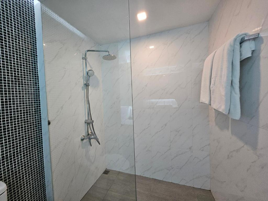 Grand Jomtien Palace 3*