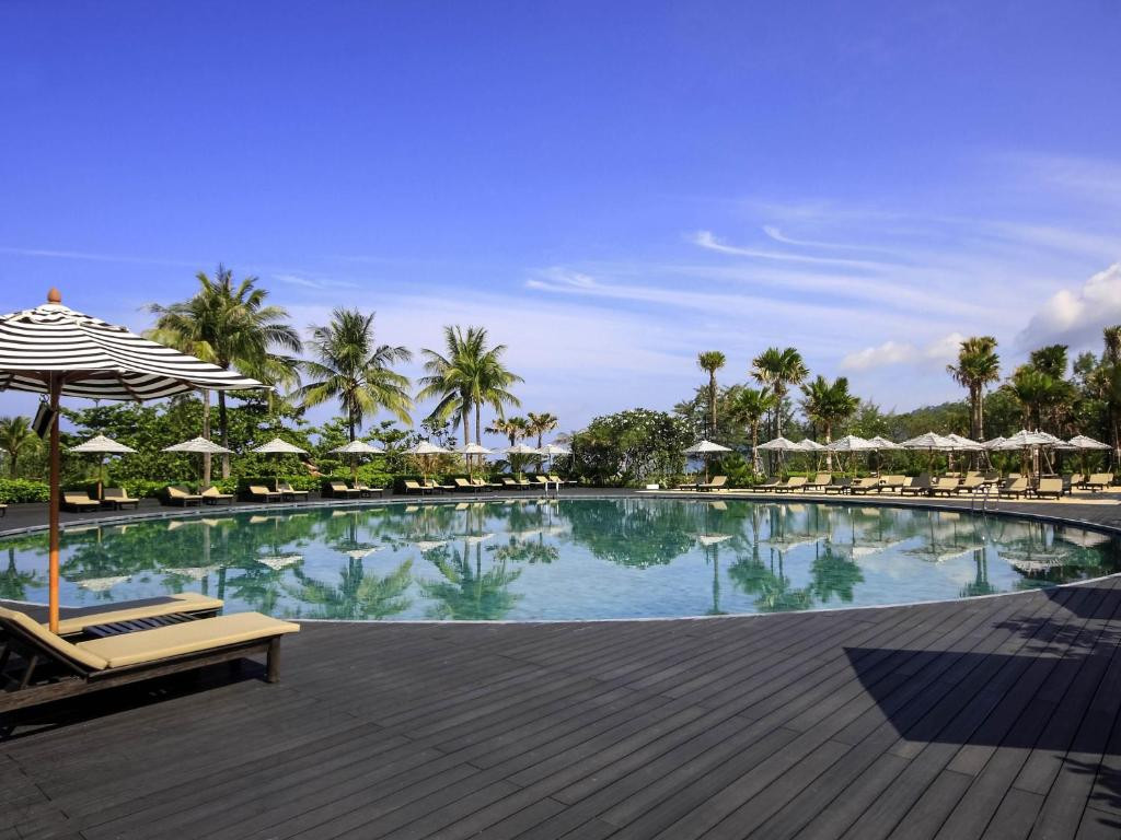 Pullman Phuket Karon Beach Resort (Ex. Hilton Phuket Arcadia Resort & Spa) 5*