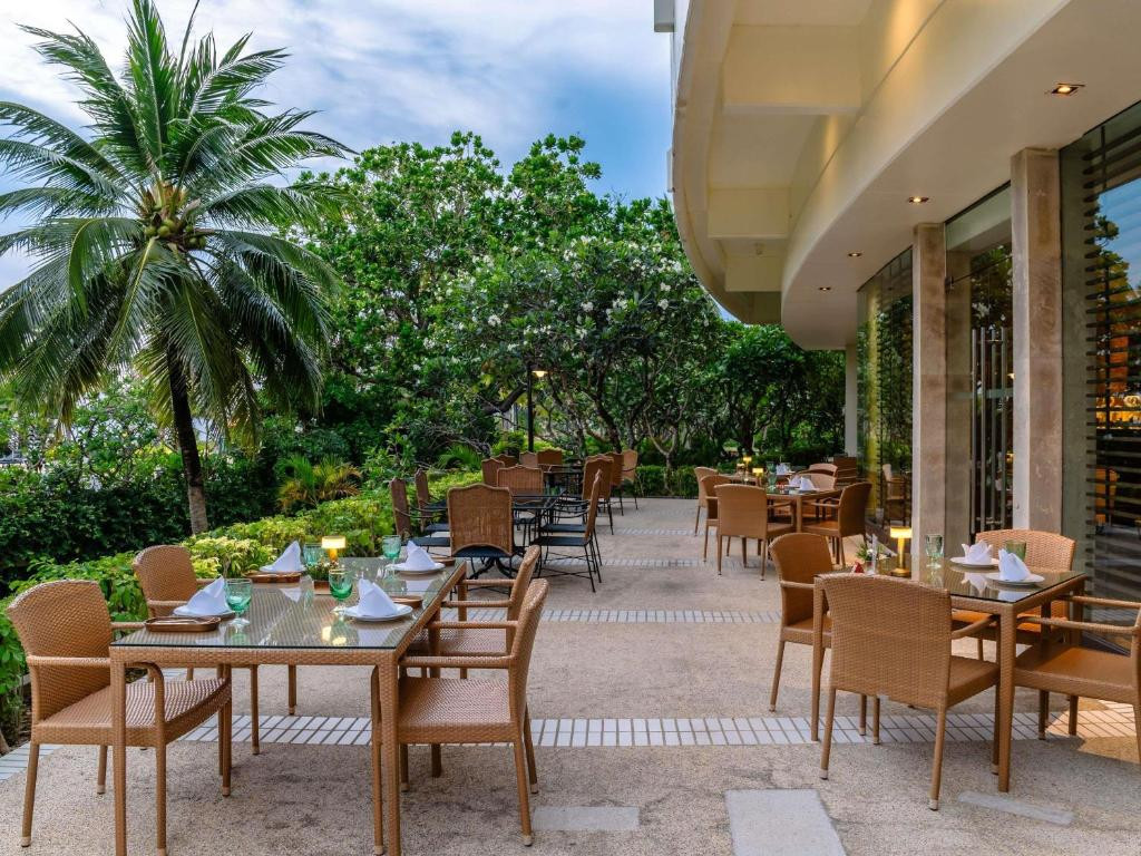 Pullman Phuket Karon Beach Resort (Ex. Hilton Phuket Arcadia Resort & Spa) 5*