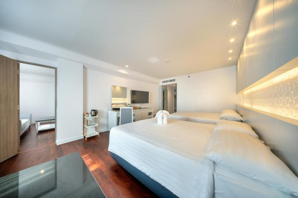 Jomtien Palm Beach 4*