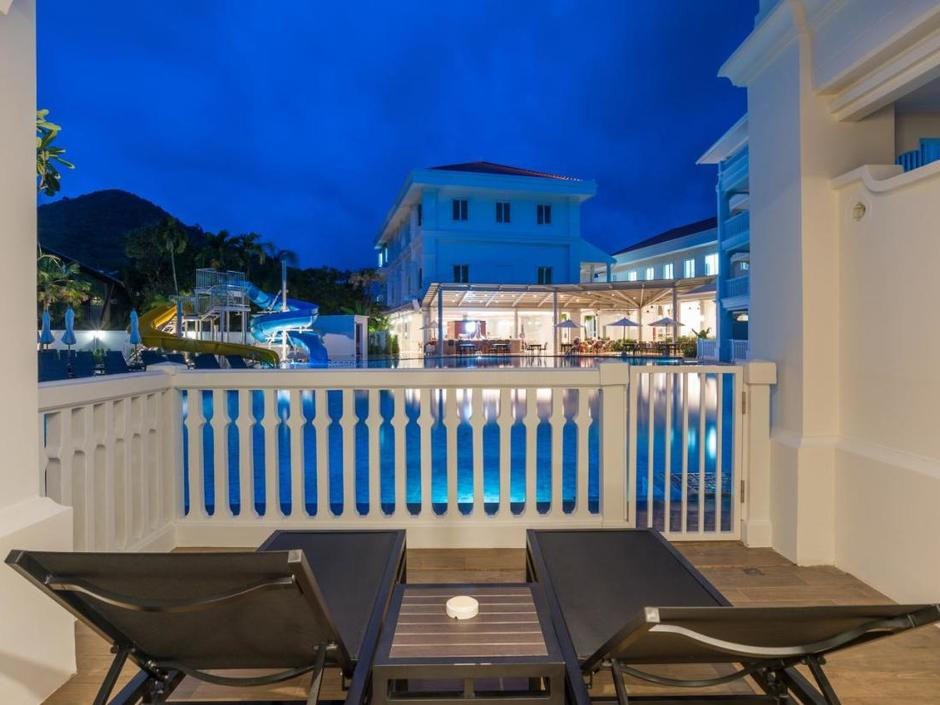 Centara Ao Nang Beach Resort & Spa Krabi 4*