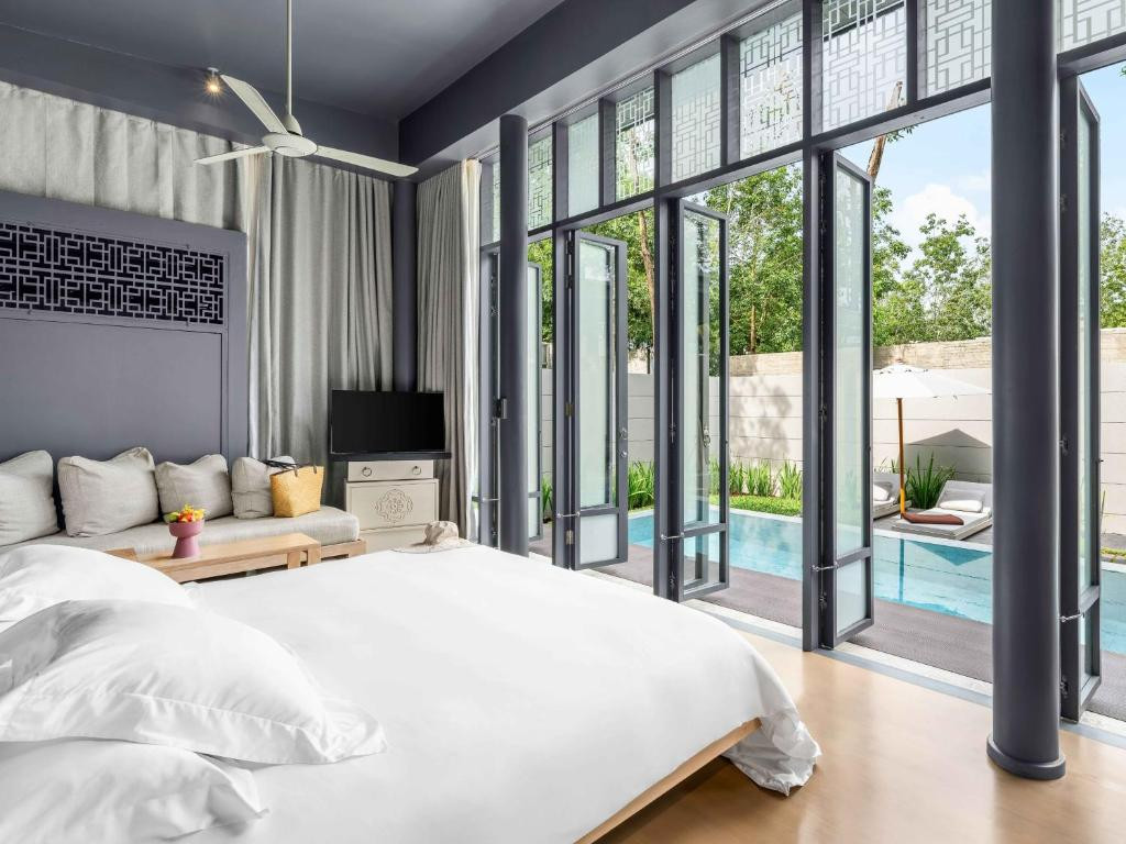Sala Phuket Mai Khao Beach Resort 5*