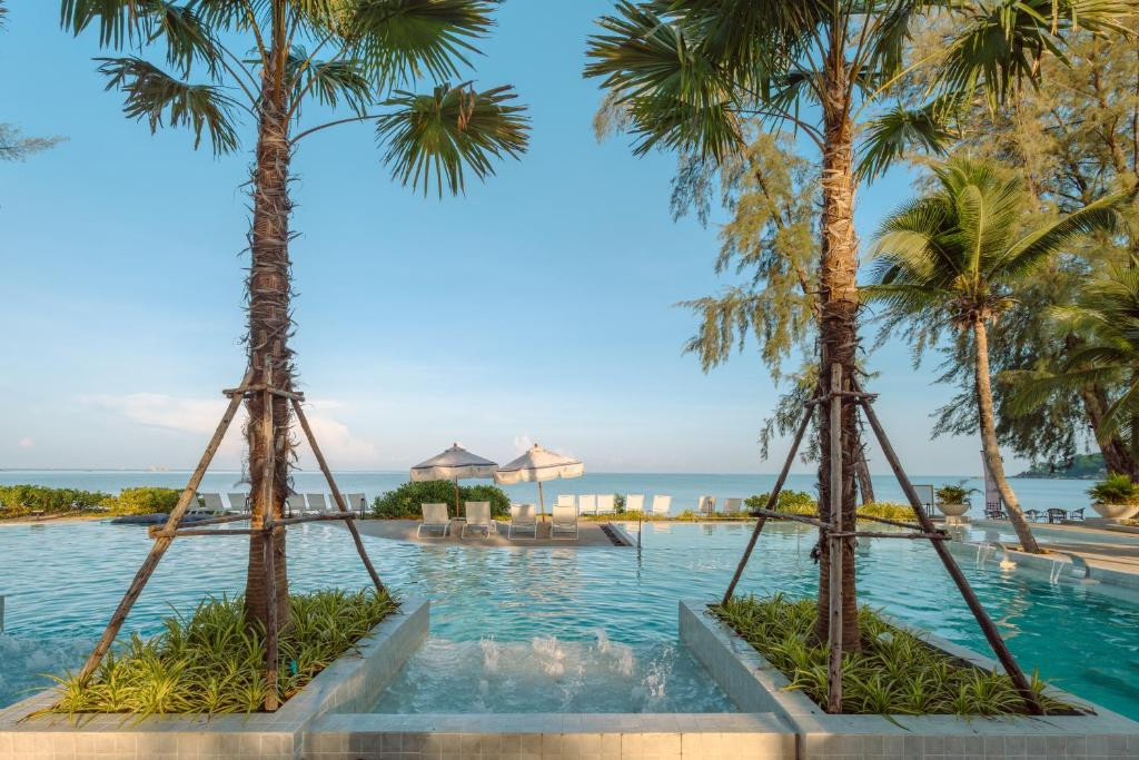 Khaolak Emerald Beach Resort & Spa 4*