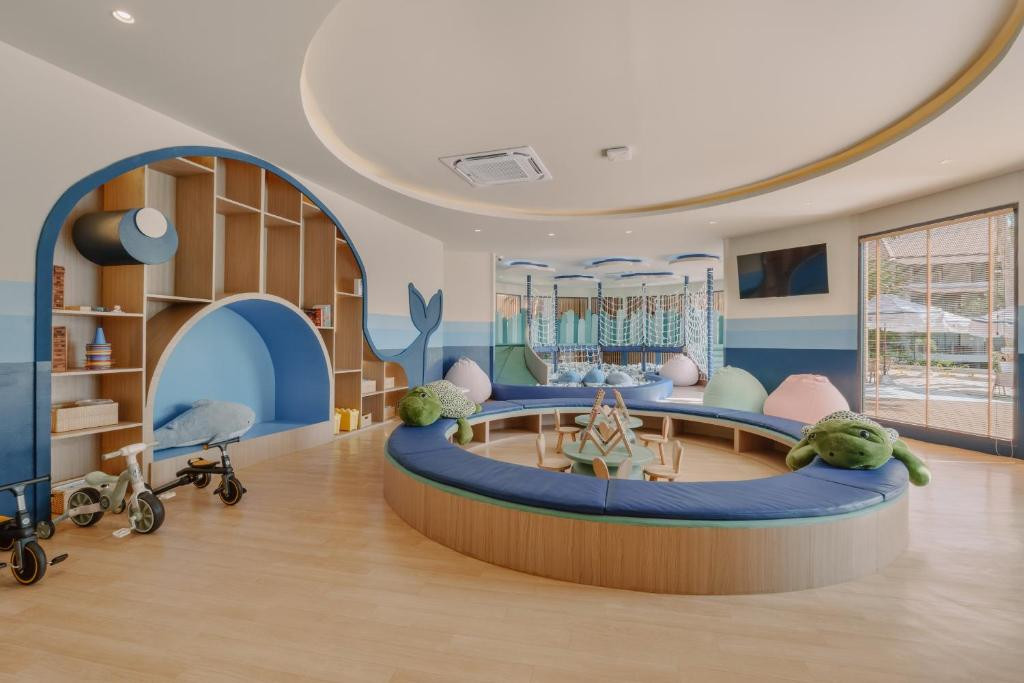 Khaolak Emerald Beach Resort & Spa 4*