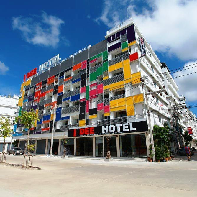 I Dee Hotel 3*