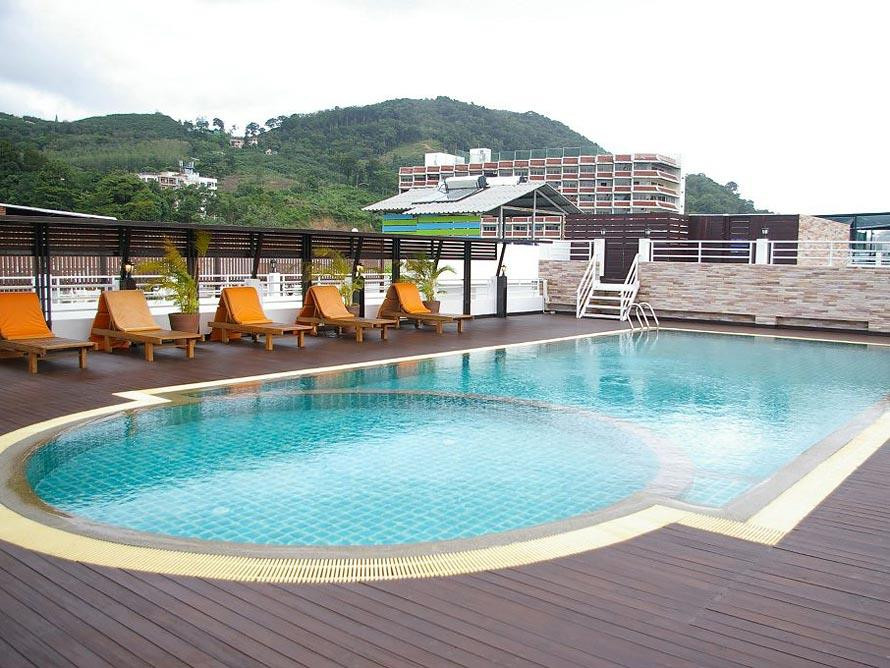 I Dee Hotel 3*
