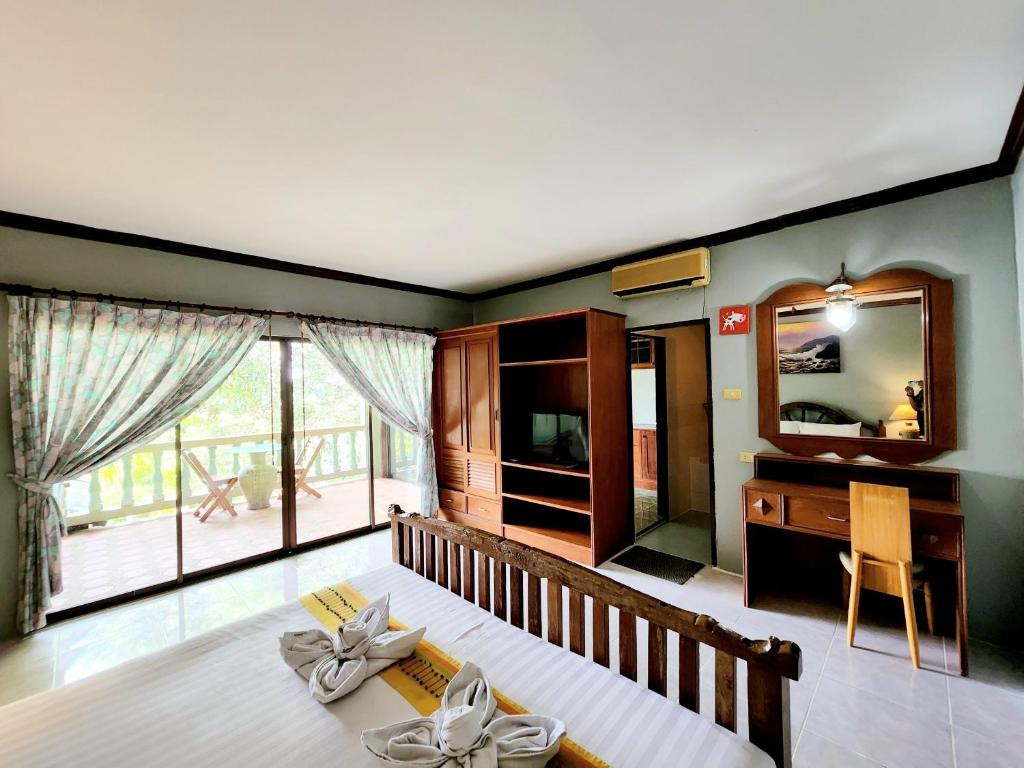 Kata Garden Resort 3*