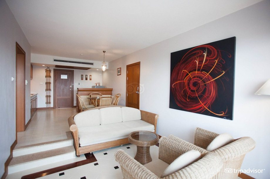 Sunset Beach Resort 4*