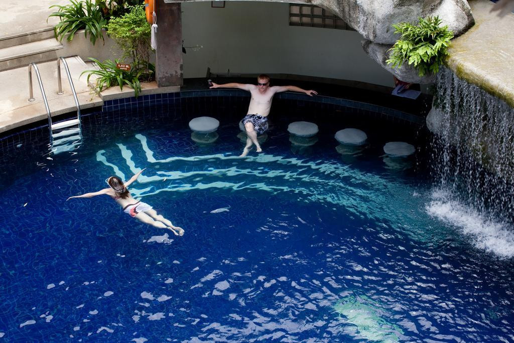 Sunset Beach Resort 4*