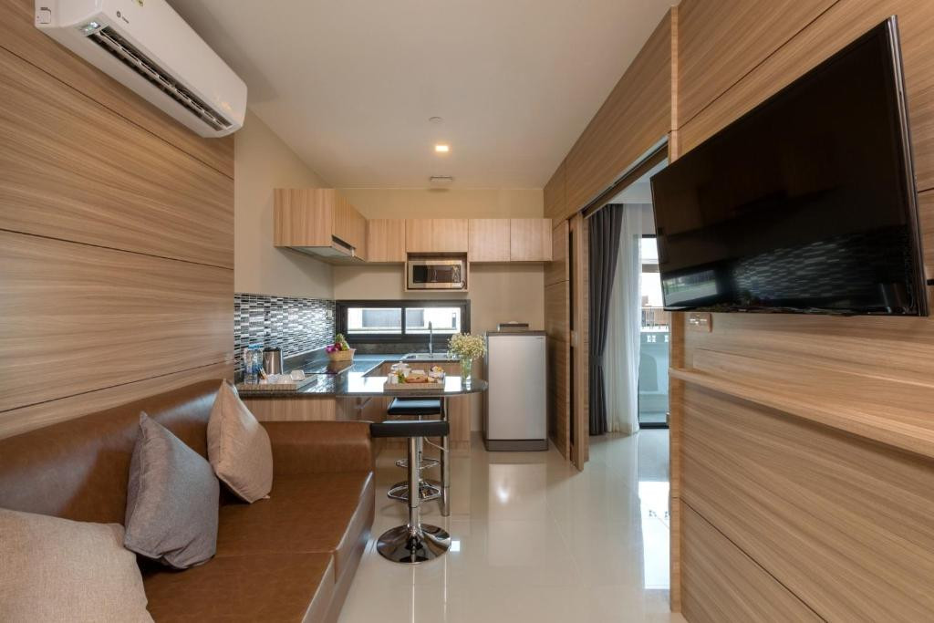 Patong Bay Residence (Ex. Patong Bay Resotel) 4*