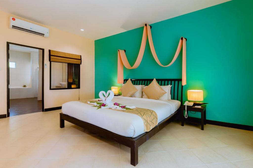 Sudala Beach Resort 3*