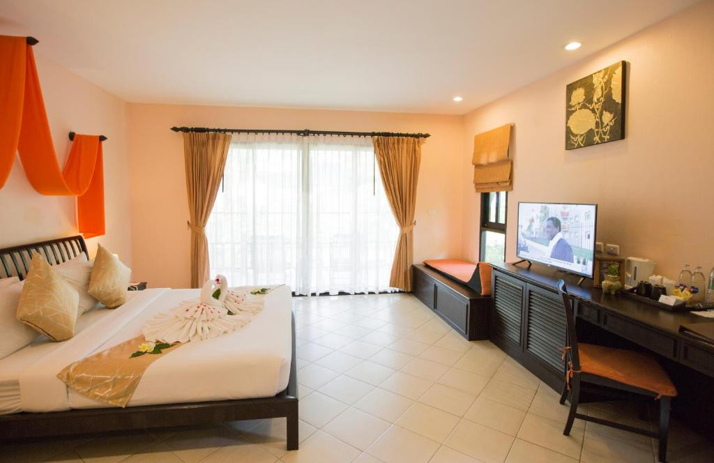 Sudala Beach Resort 3*